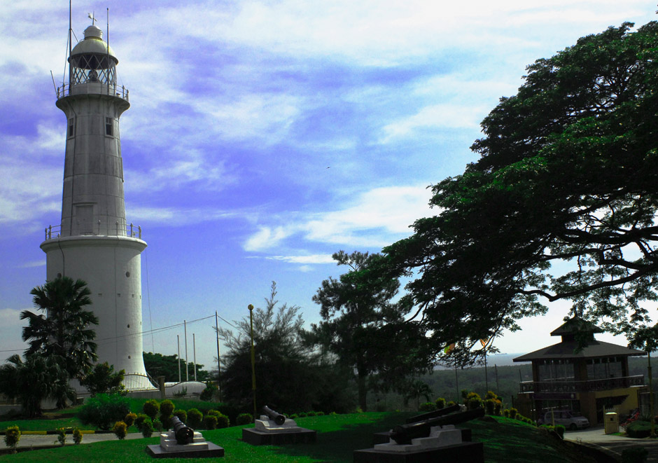 Bukit_Melawati_lighthouse